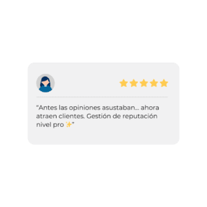 Reseña con cinco estrellas y texto sobre gestión de opiniones